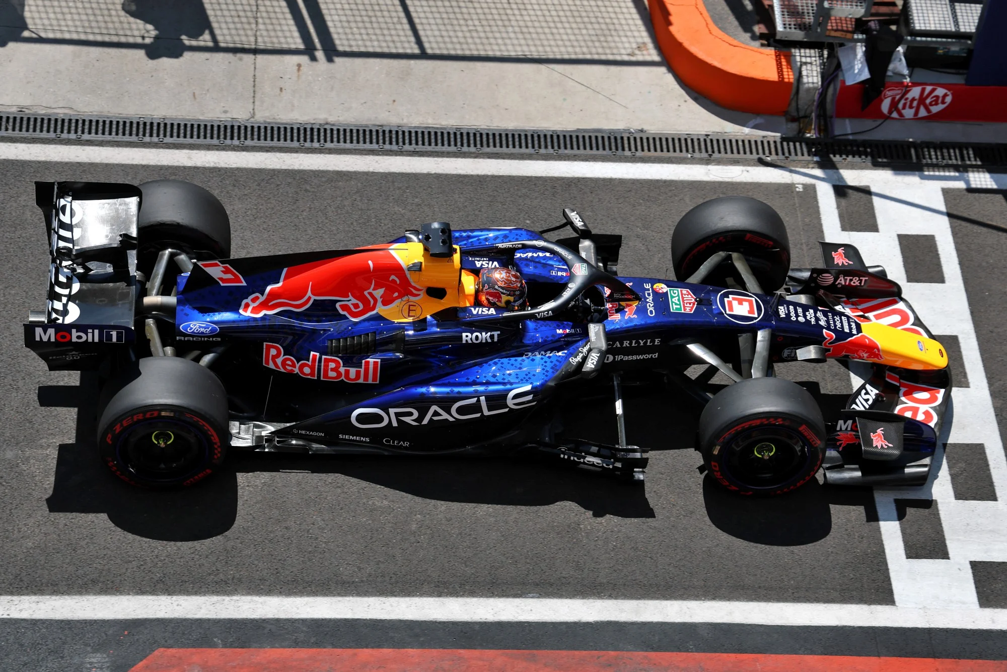 Max Verstappen (NLD) Red Bull Racing RB22.