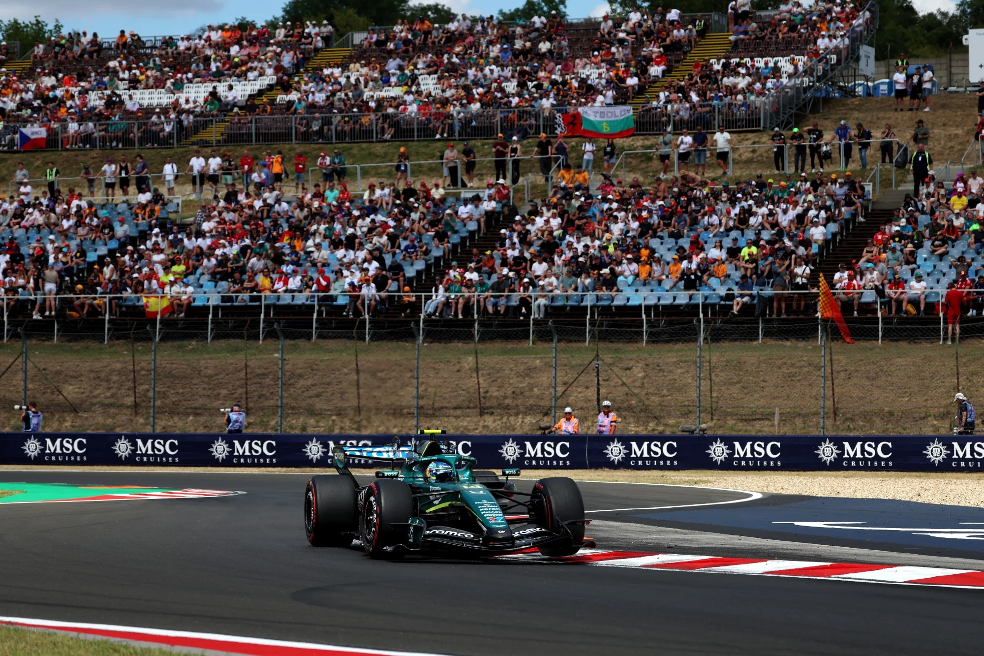 F1: Newey gives first positive verdict on Aston Martin updates: "Promising" Fernando Alonso (ESP) Aston Martin F1 Team AMR26.