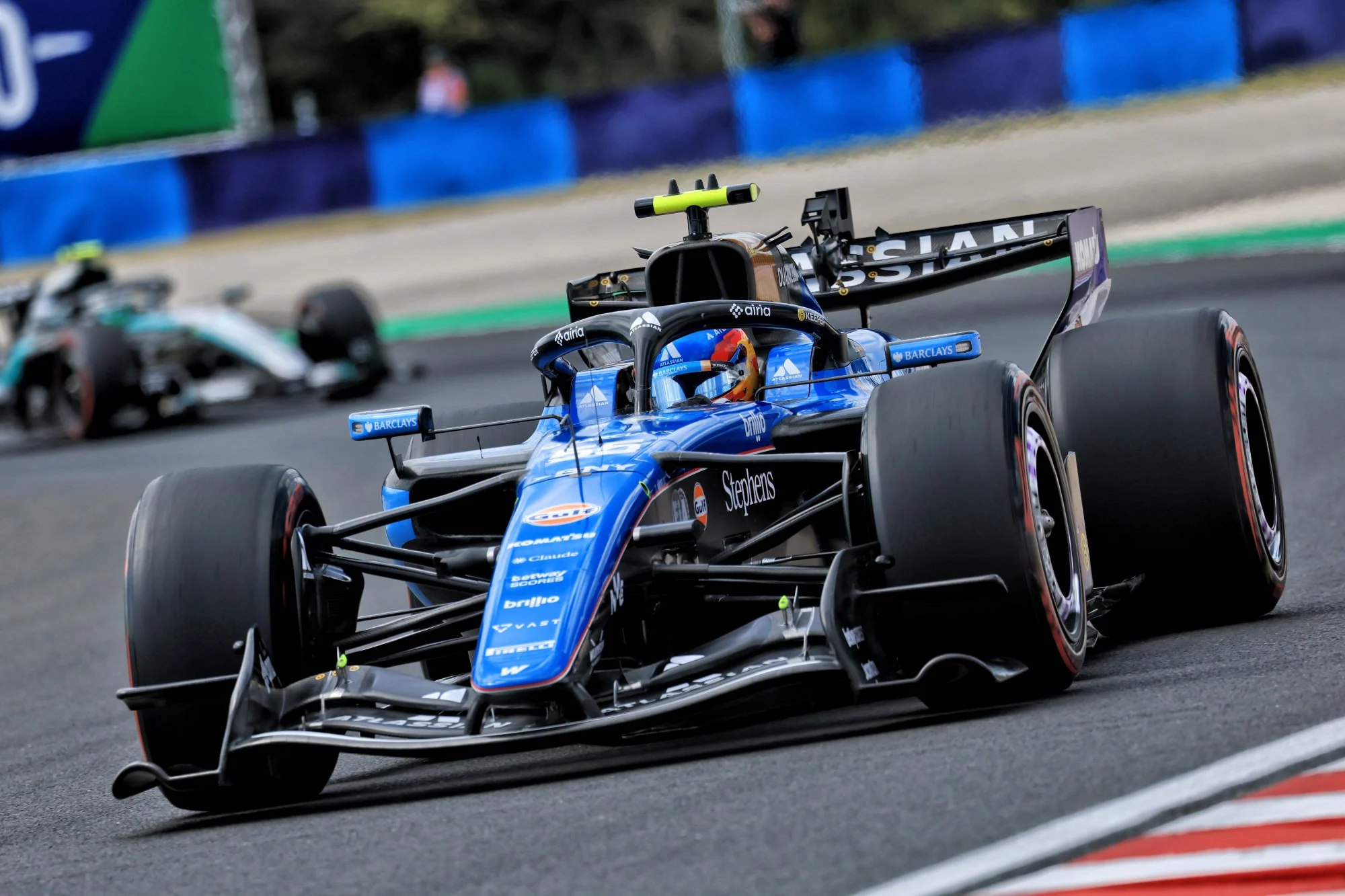 F1: Williams chief under heavy criticism after disappointing 2026 performance Carlos Sainz (ESP) Williams F1 Team FW48.