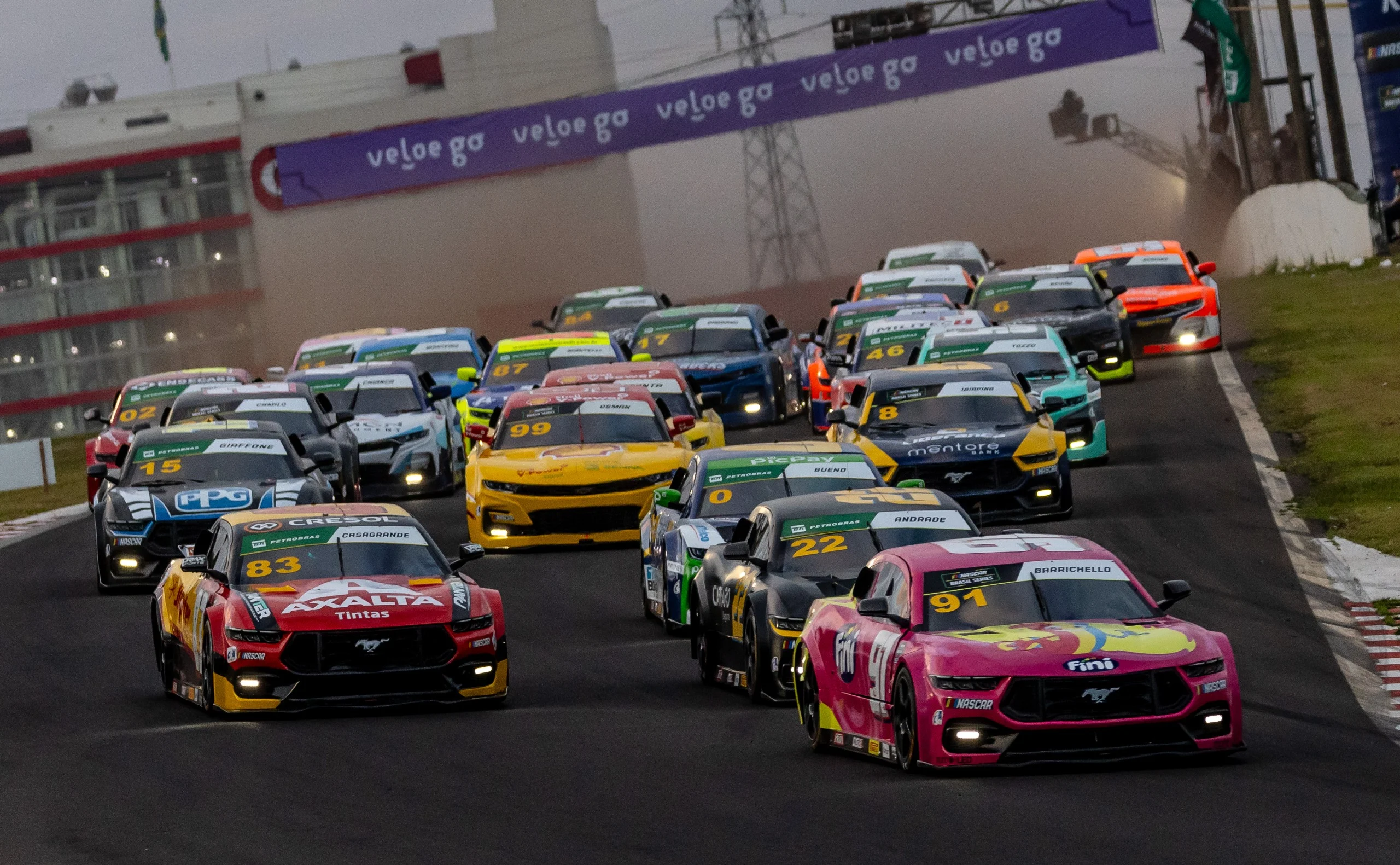 NASCAR Brasil realiza etapa decisiva em Cuiabá com prova noturna e novo traçado NASCAR Brasil realiza etapa decisiva em Cuiabá com prova noturna e novo traçado