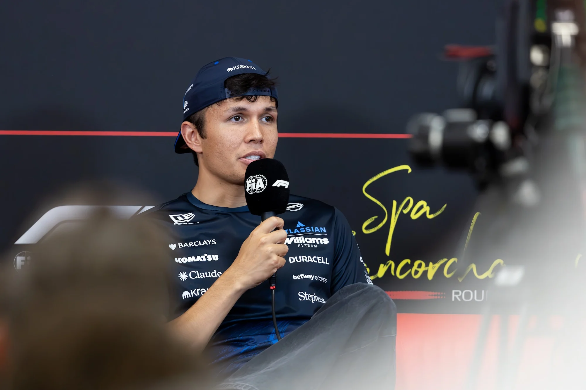 F1: Albon fala sobre motivos para continuar na Williams em 2027 F1: Albon fala sobre motivos para continuar na Williams em 2027