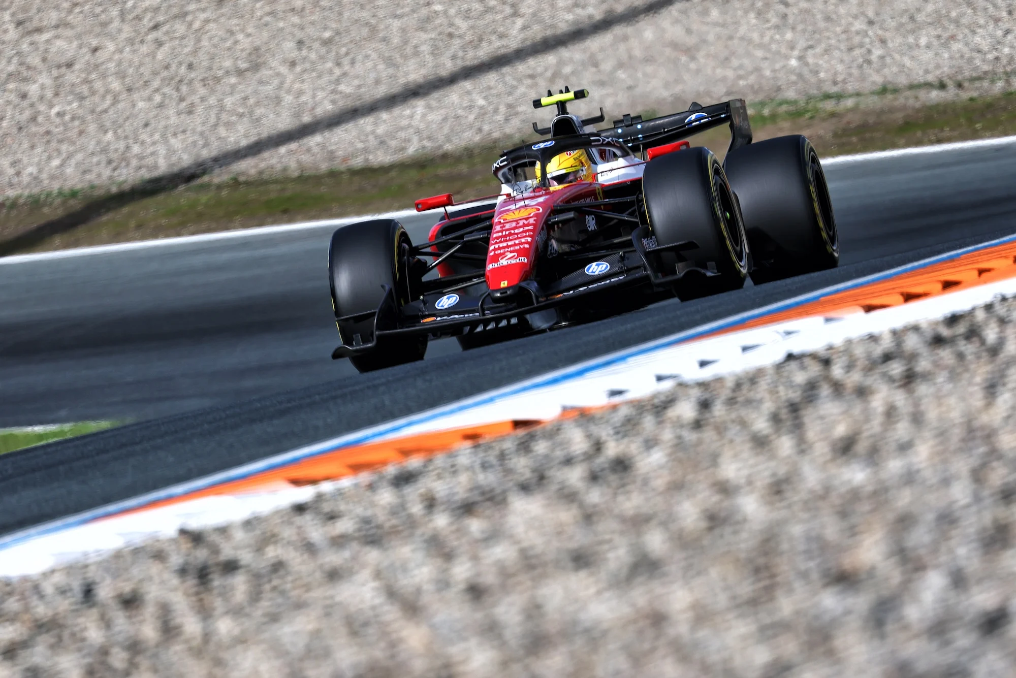 F1: Ferrari identifies problem that limited Hamilton and Leclerc in Zandvoort Lewis Hamilton (GBR) Scuderia Ferrari SF-26.