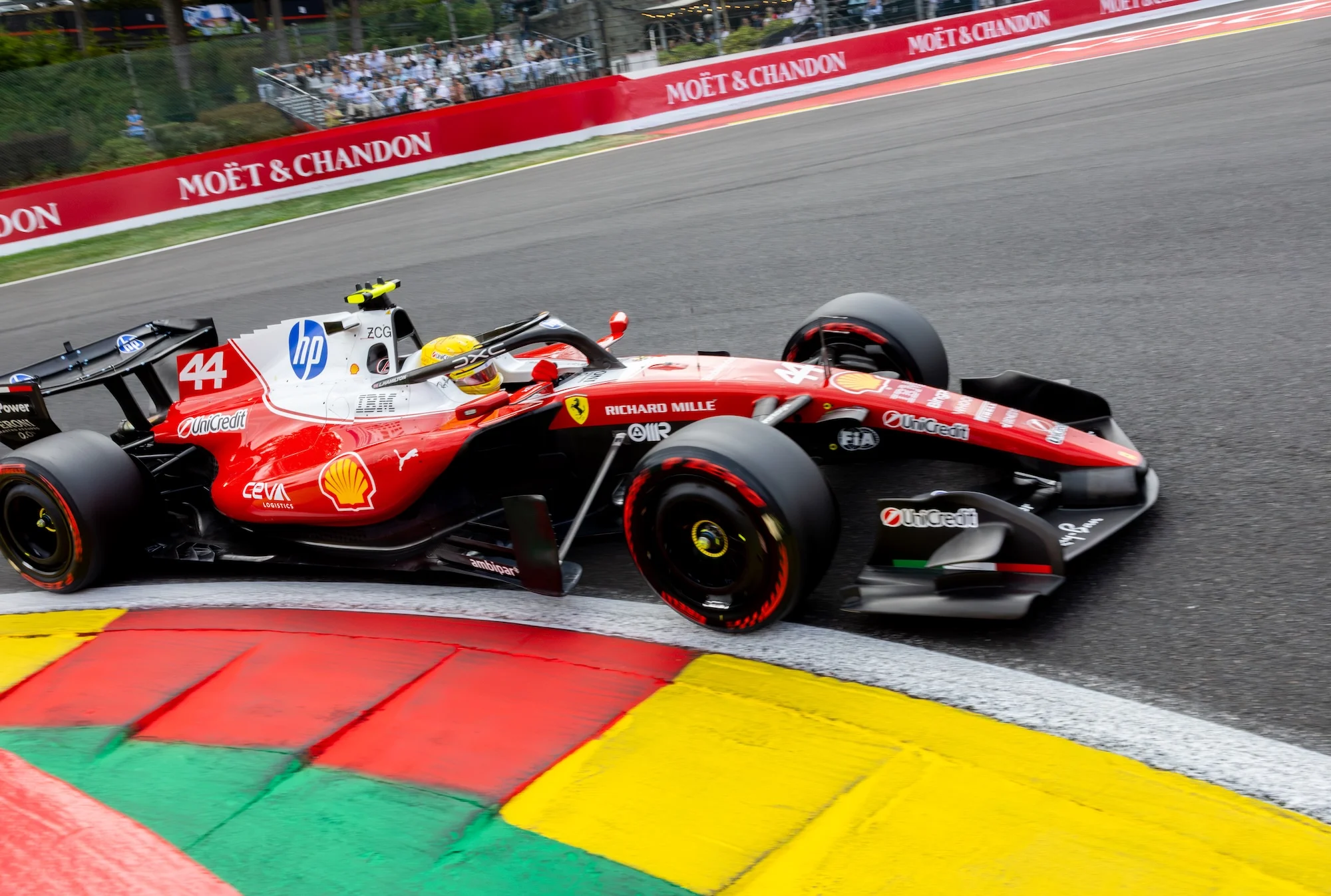 F1 hoje: Antonelli se surpreende e Hamilton ganha força pelo título F1 hoje: Antonelli se surpreende e Hamilton ganha força pelo título