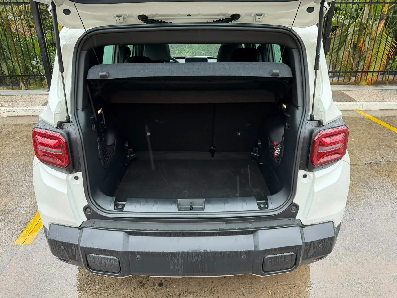 Jeep Renegade Sahara MHEV 2027: como é o SUV renovado para enfrentar os chineses Jeep Renegade Sahara MHEV 2027: como é o SUV renovado para enfrentar os chineses