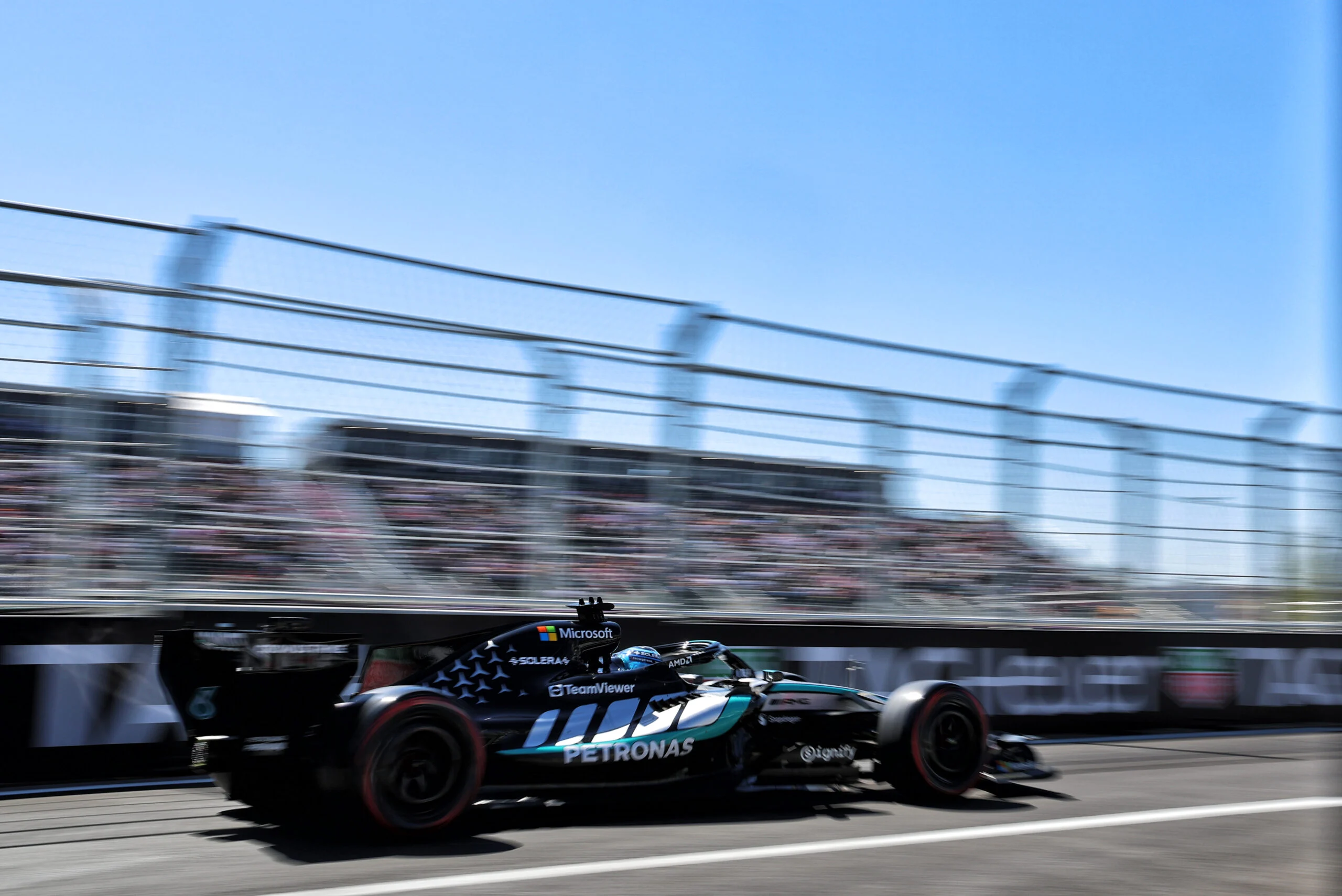 F1: Mercedes muda estratégia e deve trocar motor de Russell somente em Austin George Russell (GBR) Mercedes AMG Formula One Team W17.