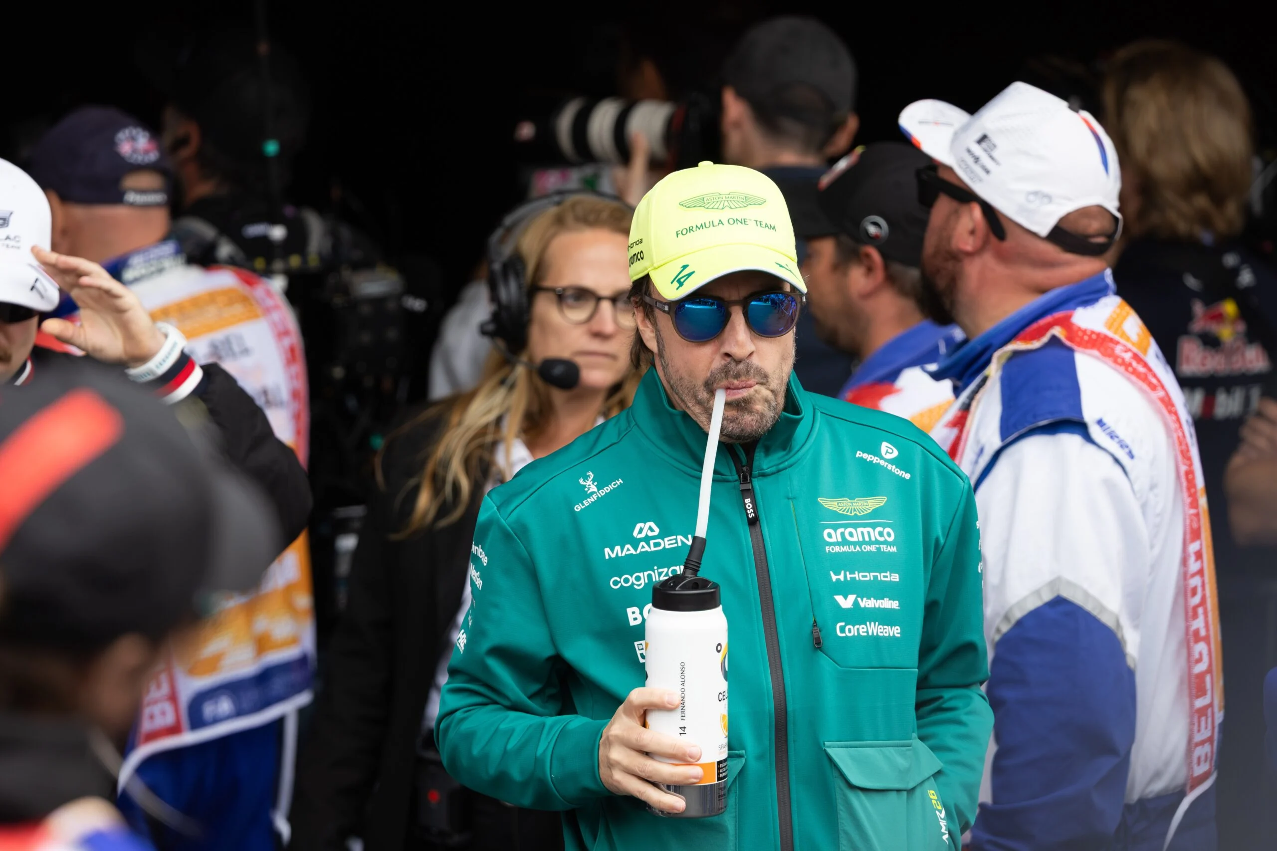 F1 hoje: Antonelli impressiona, Hadjar espera e Ímola vira opção
