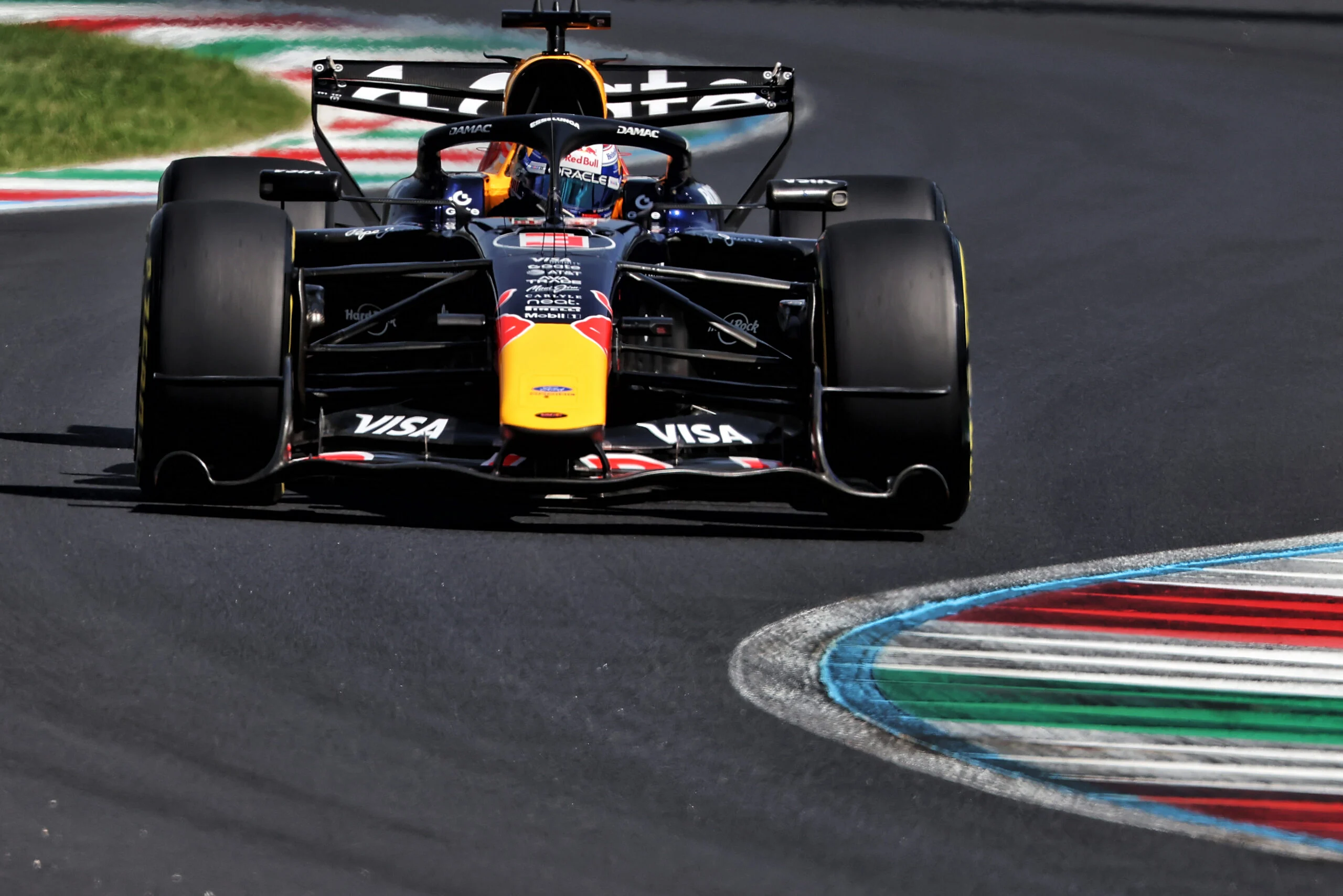 F1: Verstappen ironizes Red Bull engine after podium in Monza Max Verstappen (NLD) Red Bull Racing RB22.