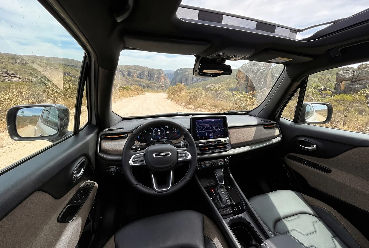 Jeep Renegade Sahara MHEV 2027: como é o SUV renovado para enfrentar os chineses Jeep Renegade Sahara MHEV 2027: como é o SUV renovado para enfrentar os chineses