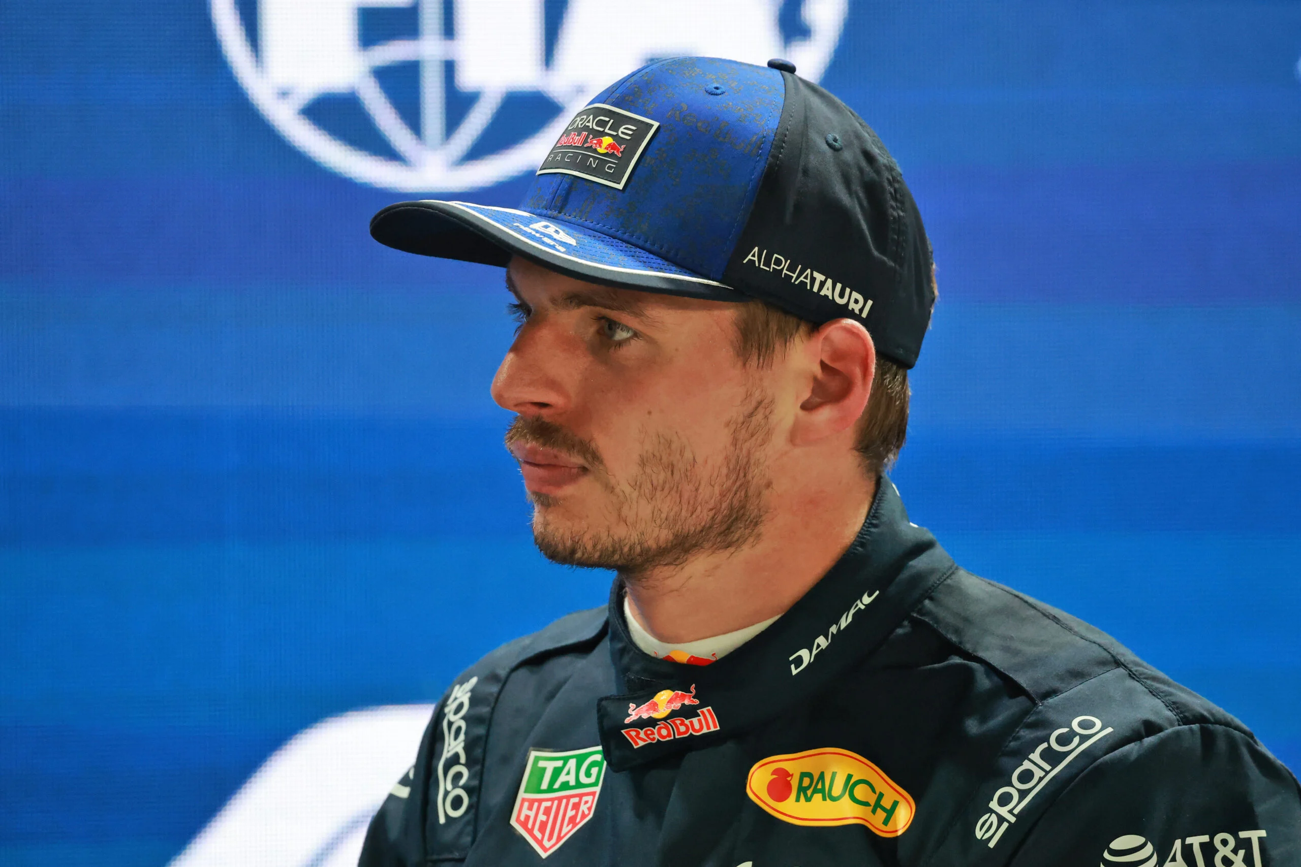 F1: Hamilton discorda de Verstappen sobre ondulações em Austin Max Verstappen (NLD) Red Bull Racing in Sprint qualifying parc ferme.