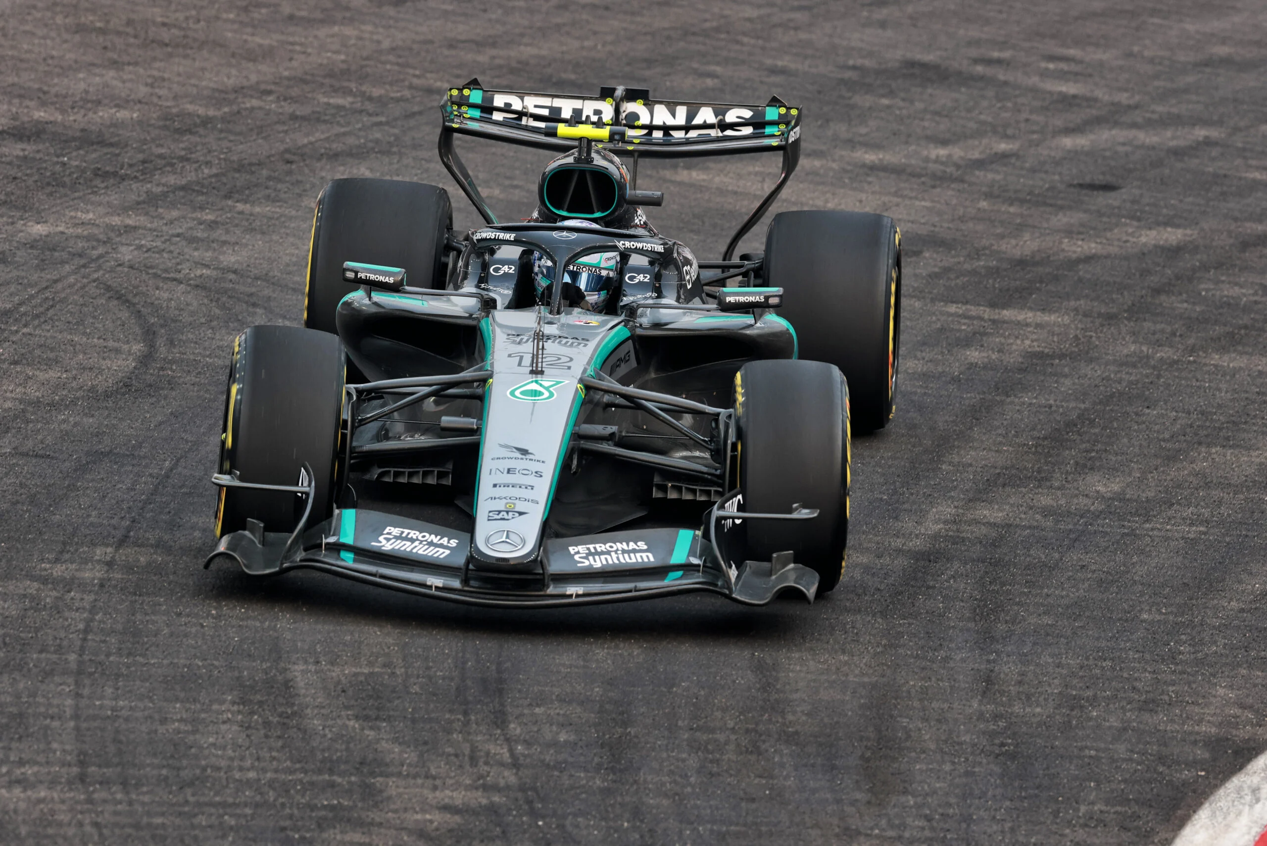 F1 hoje: Verstappen é pole e Mercedes acende alerta em Singapura Andrea Kimi Antonelli (ITA) Mercedes AMG Formula One Team W17.